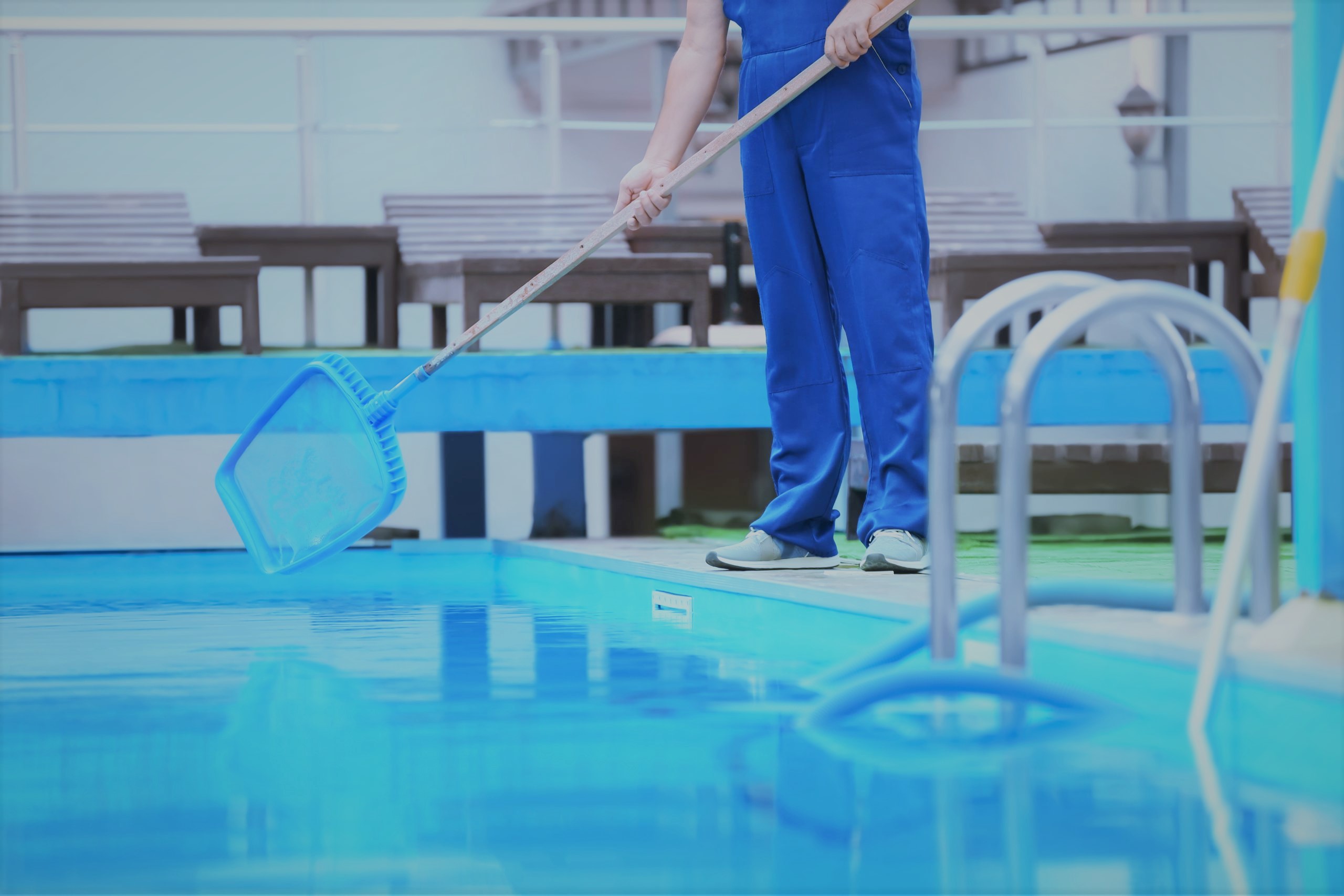 swimming pool water cleaning